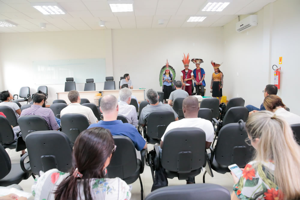 Workshop discute trabalho e fluxos migratórios