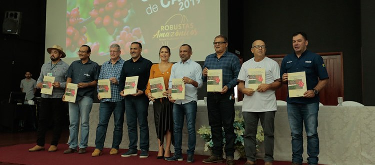 Campus Floresta da Ufac expõe cultivares de café clonal.jpg Campus Floresta da Ufac expõe cultivares de café clonal.jpg