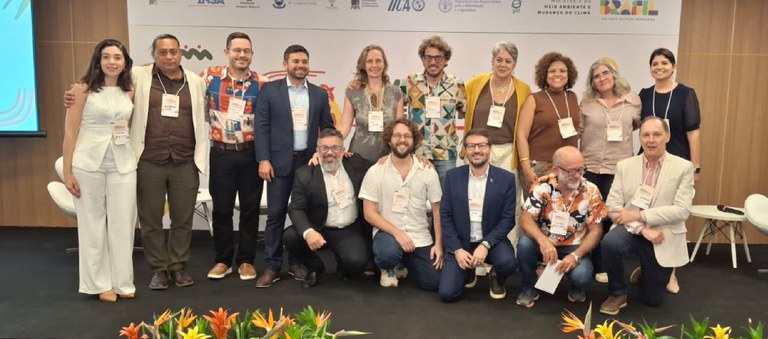 Professor da Ufac contribui para plano contra desertificação.jpg