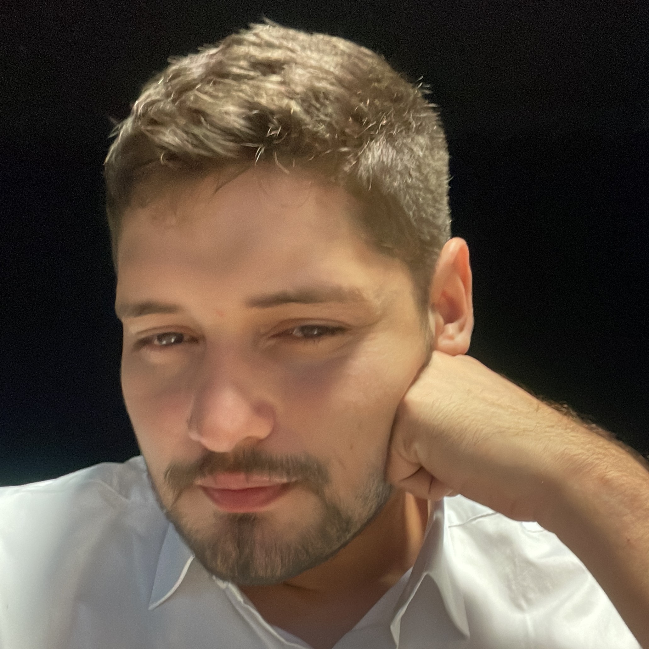 Quefren Oliveira Leher