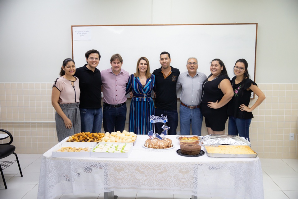 Curso de Libras encerra com homenagem a professores