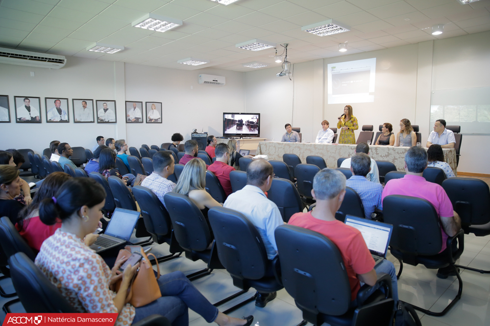 Ufac e BB entregam cartão do pesquisador a professores Ufac e BB entregam cartão do pesquisador a professores