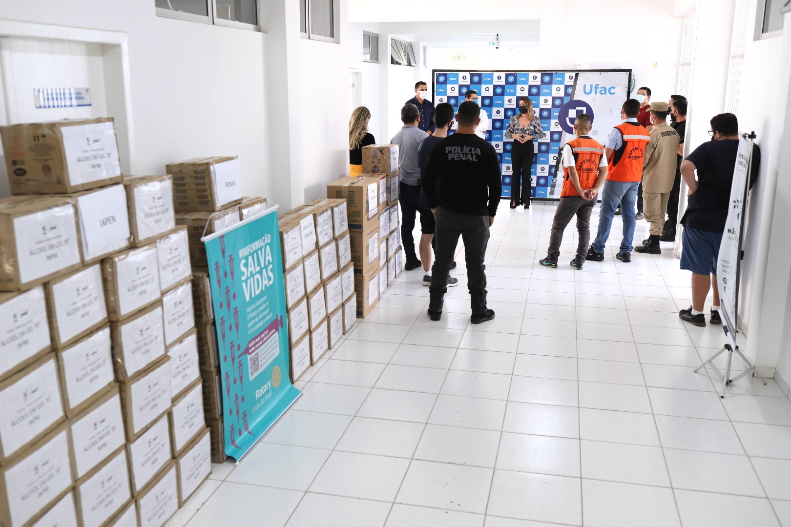 230820215.jpg 230820215.jpg