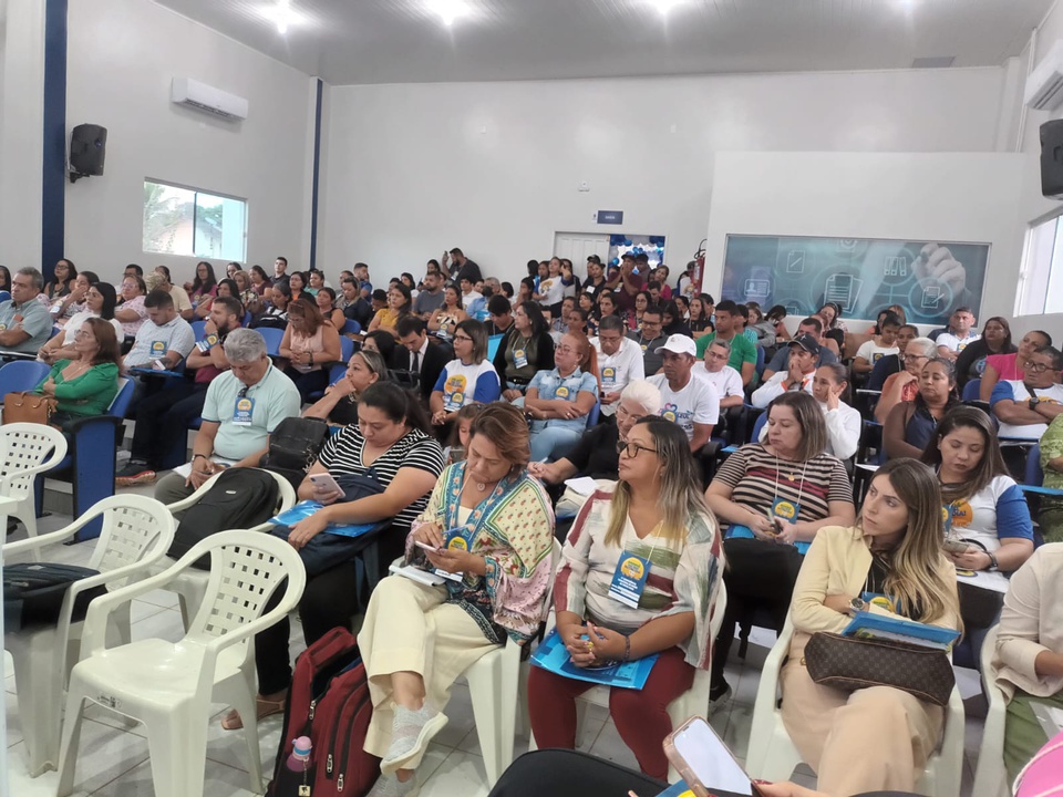 Alunos de Saúde Coletiva participam de conferências de Saúde no AC Alunos de Saúde Coletiva participam de conferências de Saúde no AC