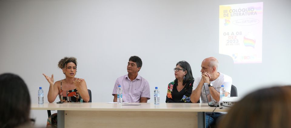 Colóquio de literatura na Ufac trata de vozes LGBTQIAPN+.jpg Colóquio de literatura na Ufac trata de vozes LGBTQIAPN+.jpg