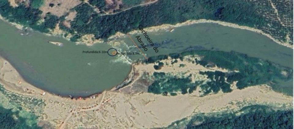 Pesquisadores do CAP da Ufac coletam dados na cachoeira do Abraão (1).jpg Pesquisadores do CAP da Ufac coletam dados na cachoeira do Abraão (1).jpg