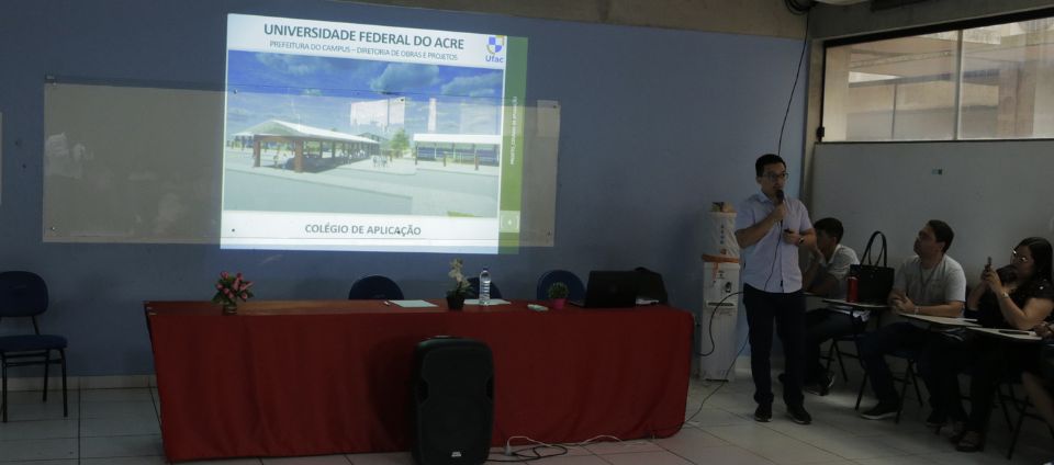 Prefcam apresenta projeto arquitetônico do CAP a servidores.jpg Prefcam apresenta projeto arquitetônico do CAP a servidores.jpg