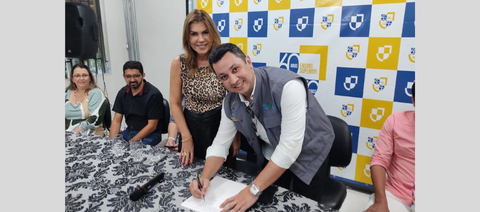 Prédio do Projeto Rondon é oficializado como patrimônio da Ufac.jpg Prédio do Projeto Rondon é oficializado como patrimônio da Ufac.jpg