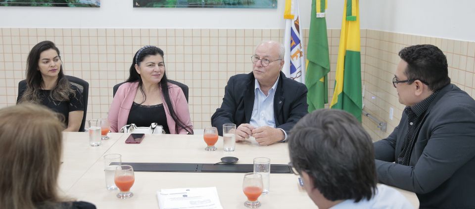 Ufac discute direitos da criança e do adolescente com secretário nacional.jpg Ufac discute direitos da criança e do adolescente com secretário nacional.jpg
