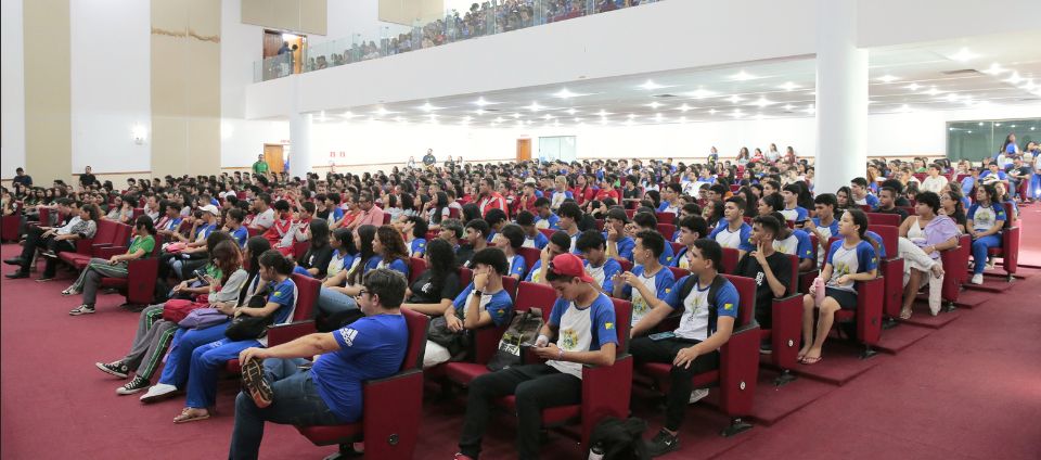 Ufac realiza 2ª Jornada das Profissões para alunos do ensino médio (3).jpg
