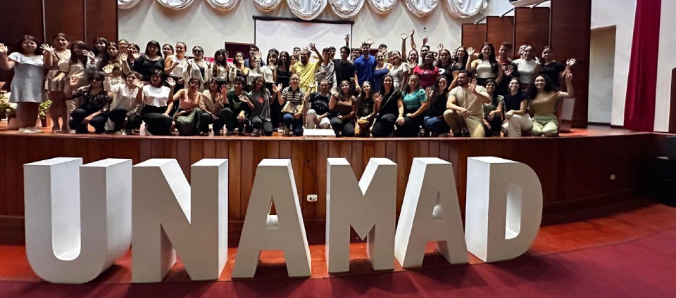 unamad.jpg