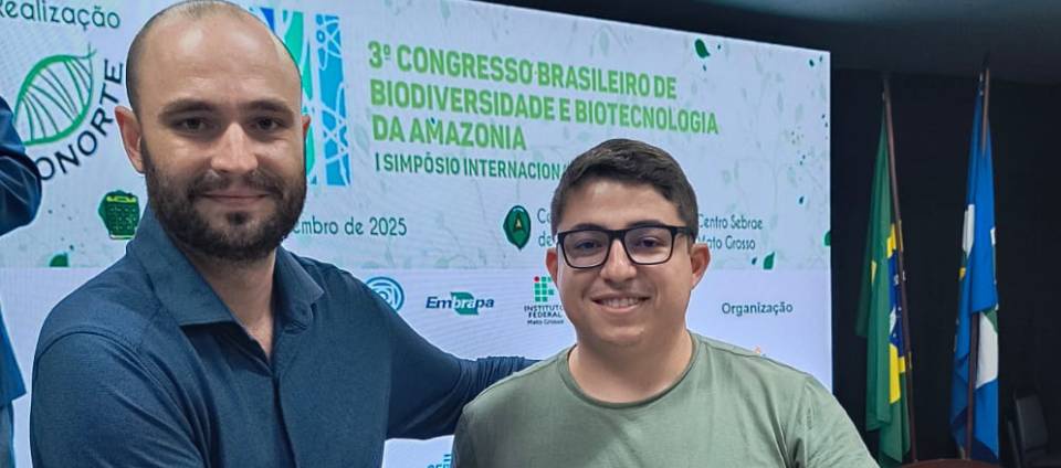 Doutorando conquista 1º lugar com pesquisa sobre desmatamento.jpg Doutorando conquista 1º lugar com pesquisa sobre desmatamento.jpg