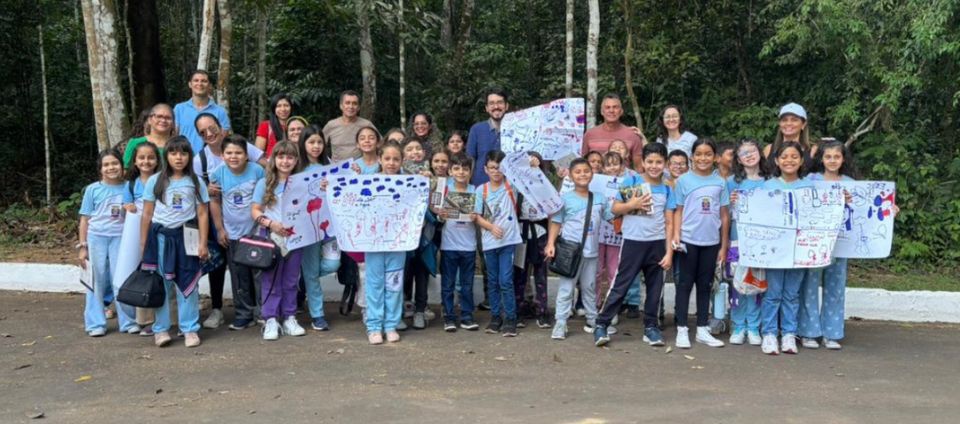 PZ da Ufac realiza atividades de educação ambiental com crianças (1).jpg PZ da Ufac realiza atividades de educação ambiental com crianças (1).jpg