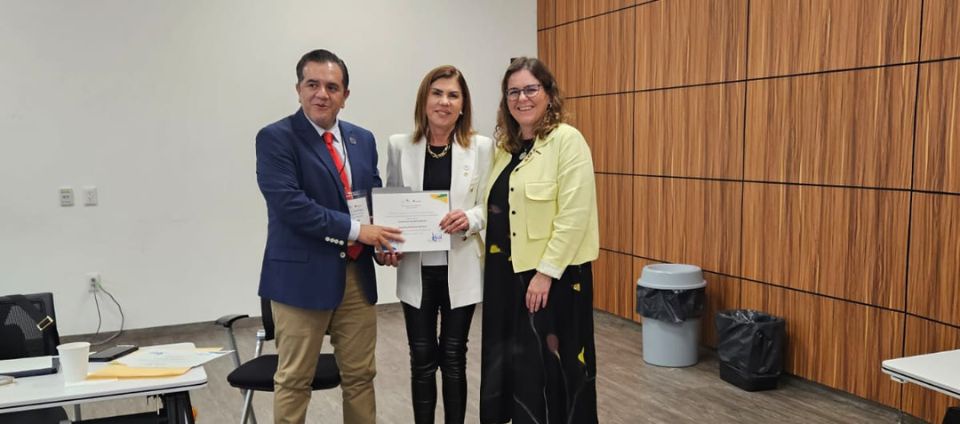 Reitora da Ufac integra mesa de trabalho em missão no México.jpg Reitora da Ufac integra mesa de trabalho em missão no México.jpg