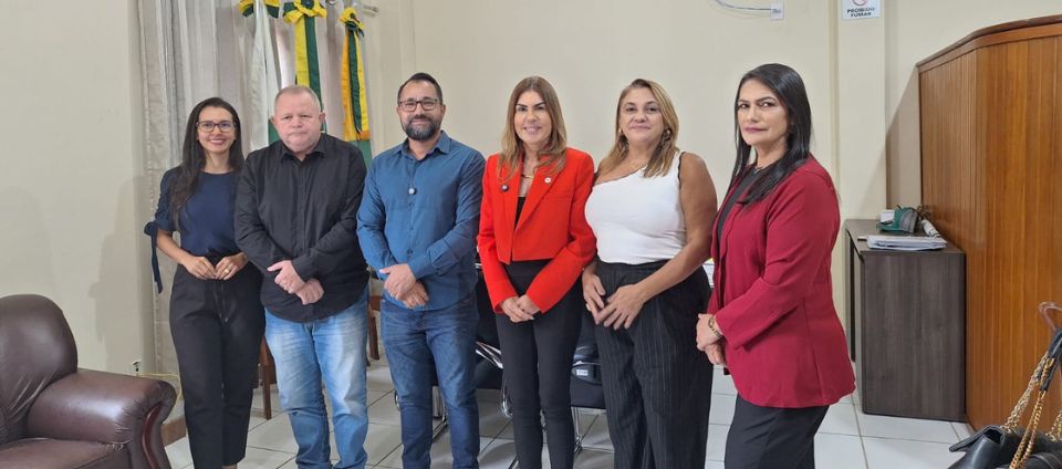 Ufac anuncia curso de LetrasInglês em Feijó para 2º semestre.jpg Ufac anuncia curso de LetrasInglês em Feijó para 2º semestre.jpg