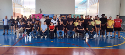 foto-delegação.png foto-delegação.png