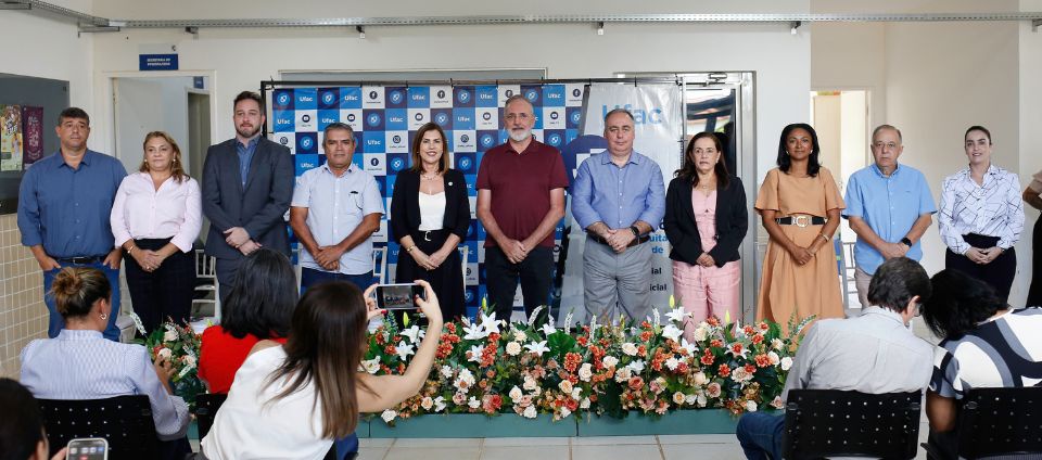 Ufac inaugura Laboratório de Bromatologia e Qualidade do Leite (1).jpg Ufac inaugura Laboratório de Bromatologia e Qualidade do Leite (1).jpg