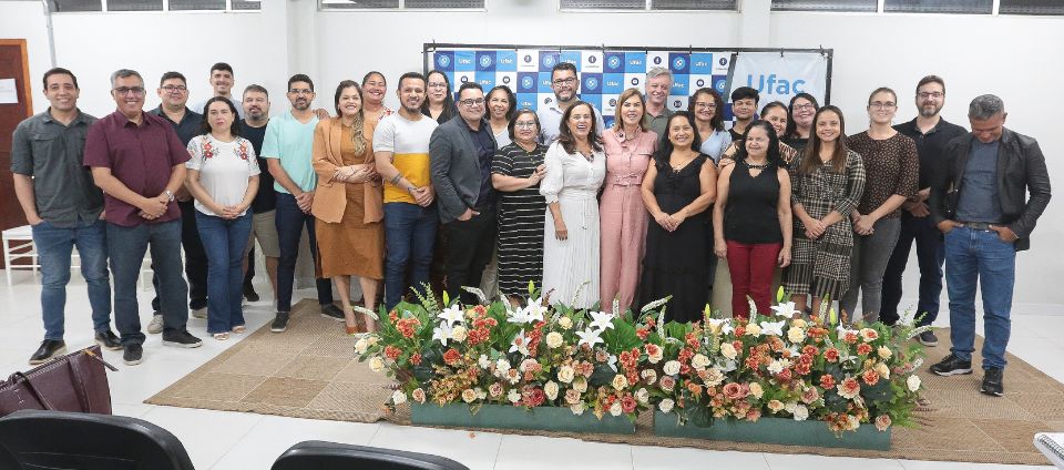 Ufac realiza aula inaugural de Minter em governança pública.jpg