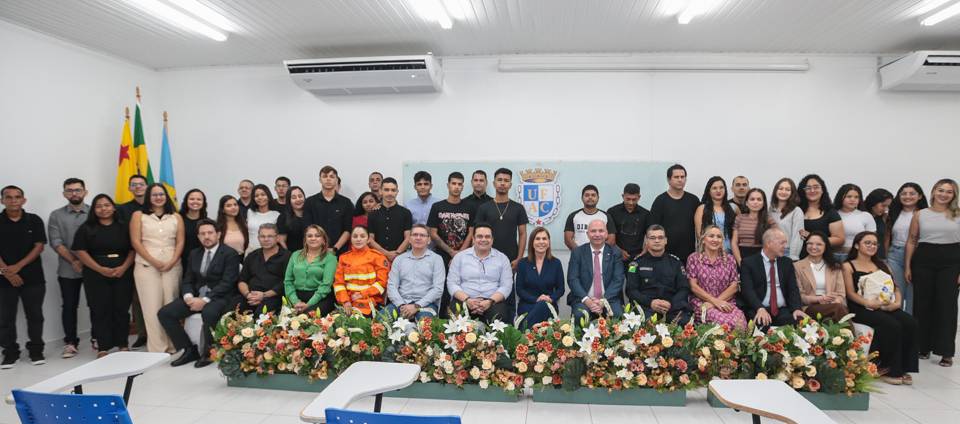 capa-aula-inaugural-curso-direito-sena-madureira.jpg
