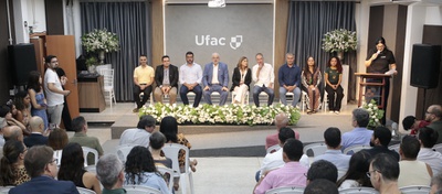 Ufac realiza cerimônia de inauguração do prédio do CFCH