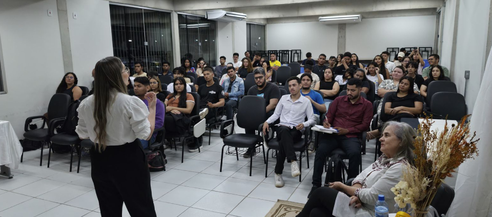 Curso de Ciências Contáveis realiza evento sobre IA e deepfakes--capa.jpg
