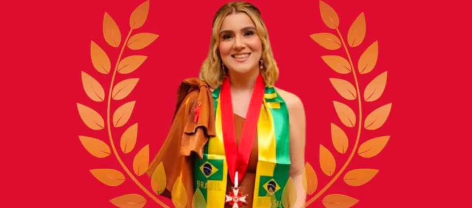 Professora da Ufac recebe homenagem por trajetória na nutrição.jpg