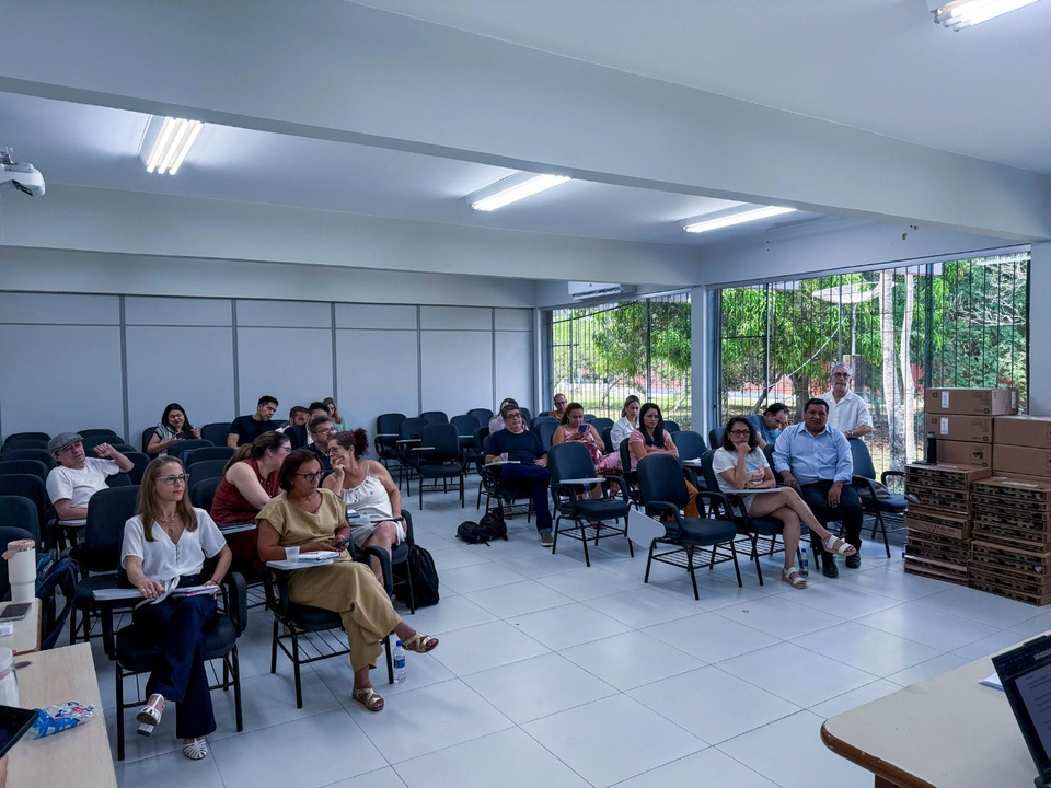 Entrega de notebooks e PCs (2).jpg