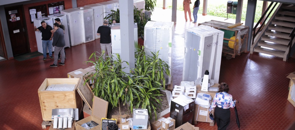 Ufac entrega equipamentos para fortalecer laboratórios de pesquisa-interna.jpg